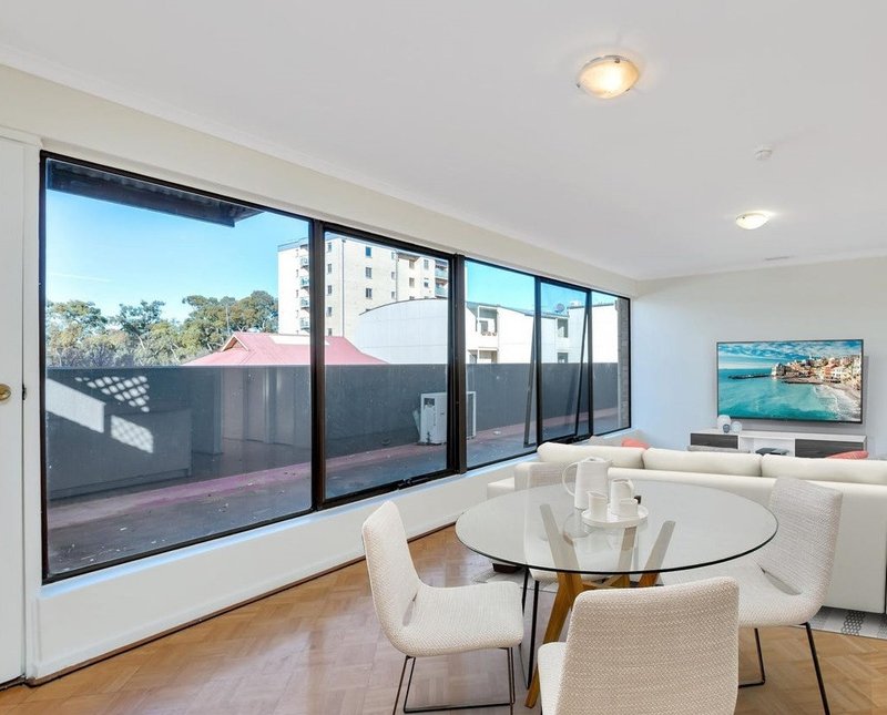 Photo - 5/12-20 Cromwell Street, Adelaide SA 5000 - Image 2