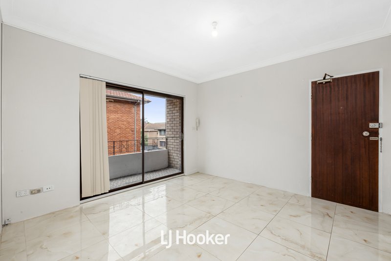 Photo - 5/12 Allen Street, Harris Park NSW 2150 - Image 3