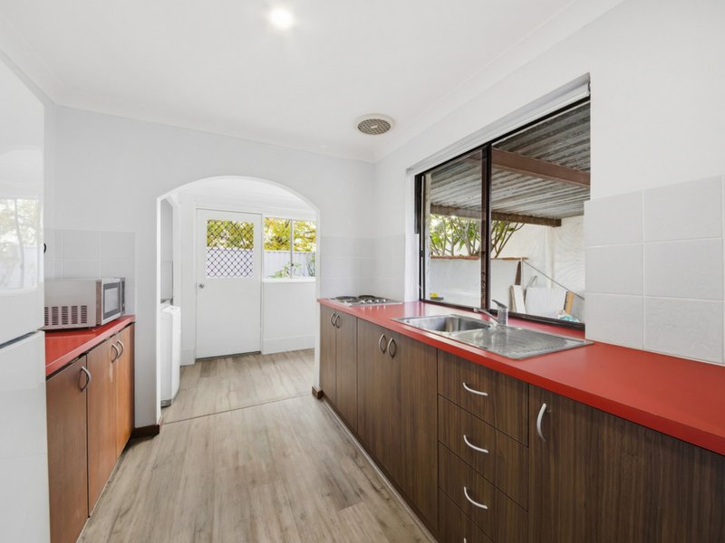 Photo - 5/12 Golf View Street, Yokine WA 6060 - Image 5