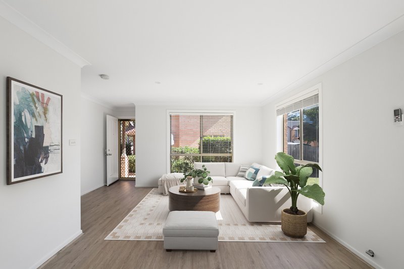 Photo - 5/12 Johnston Avenue, Lurnea NSW 2170 - Image 3