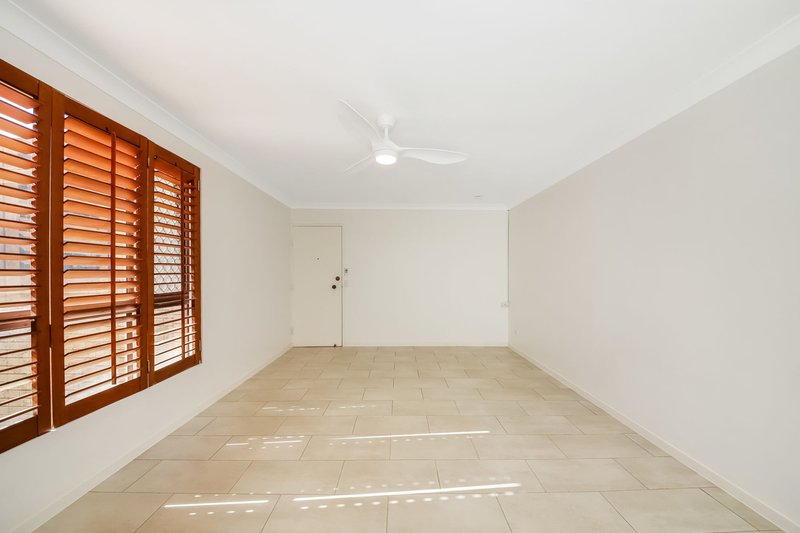 Photo - 5/12 Nalla Court, Palm Beach QLD 4221 - Image 4