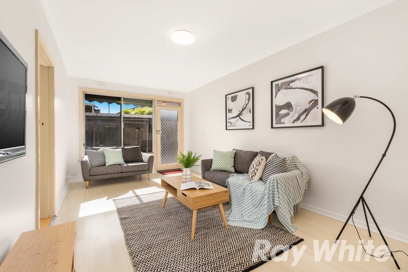 Photo - 5/12 Victoria Avenue, Mitcham VIC 3132 - Image 4