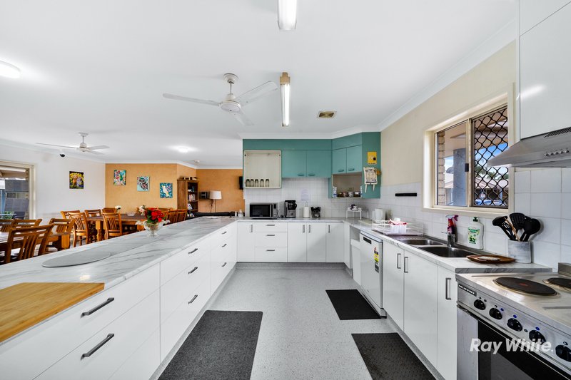 Photo - 5/12 Yeates Crescent, Meadowbrook QLD 4131 - Image 10