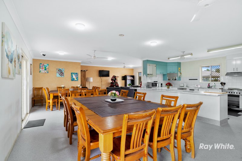 Photo - 5/12 Yeates Crescent, Meadowbrook QLD 4131 - Image 11