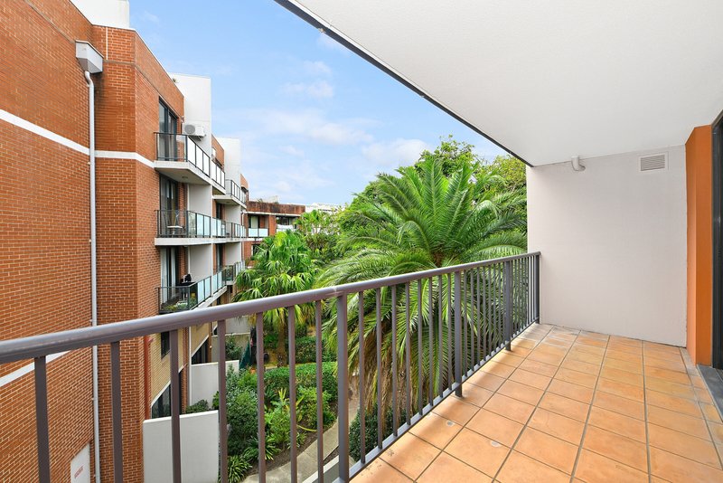 Photo - 51/20 Fitzgerald Street, Newtown NSW 2042 - Image 2