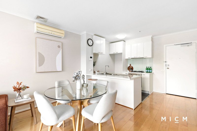 Photo - 512/148 Wells Street, South Melbourne VIC 3205 - Image 5