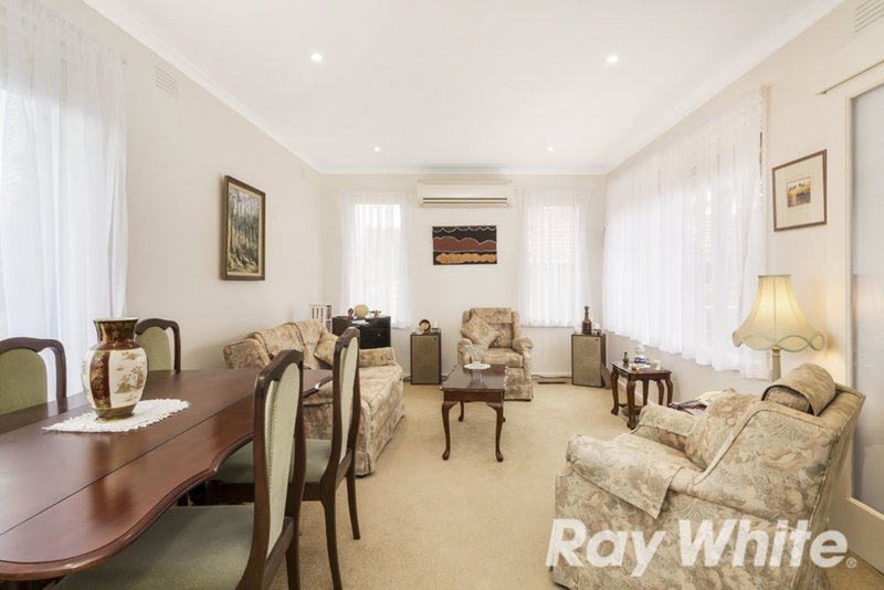 Photo - 5/1215 Riversdale Road, Box Hill South VIC 3128 - Image 2