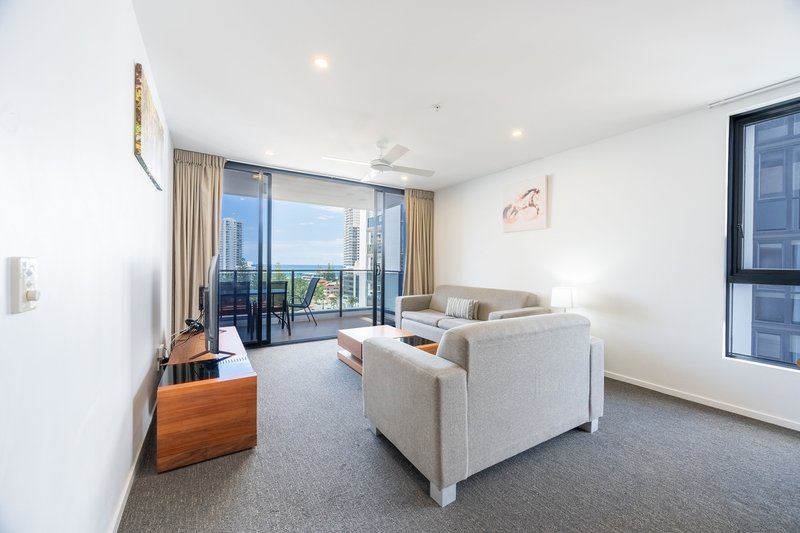 Photo - 51/2729 Gold Coast Highway, Broadbeach QLD 4218 - Image 6