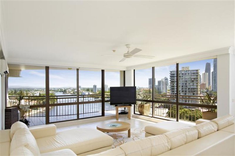 Photo - 51/2940 Gold Coast Highway, Surfers Paradise QLD 4217 - Image 2