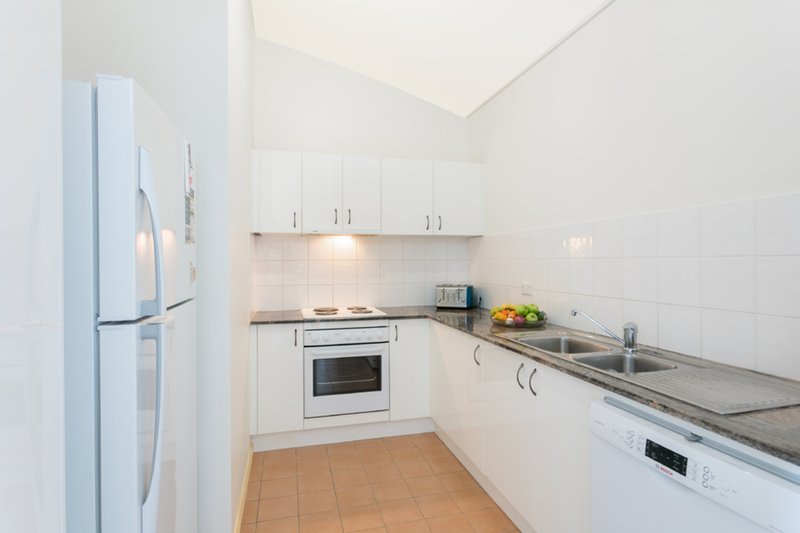 Photo - 5/13-15 Francis Street, Dee Why NSW 2099 - Image 4