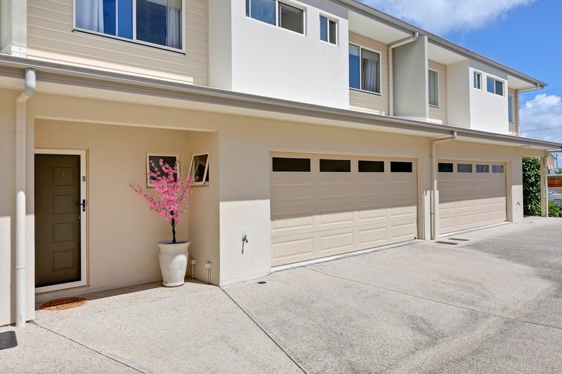 Photo - 5/13 Broadwater Avenue, Maroochydore QLD 4558 - Image 3