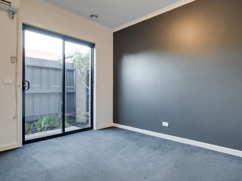 Photo - 5/13 David Street, Noble Park VIC 3174 - Image 10