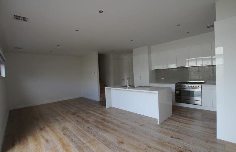 Photo - 5/13 Kyle Road, Altona North VIC 3025 - Image 5