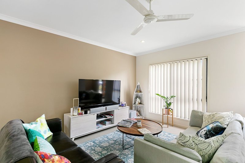 Photo - 5/13 Tavistock Street, Torquay QLD 4655 - Image 6