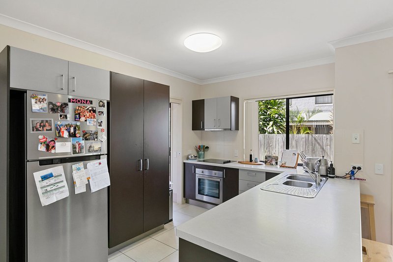 Photo - 5/13 Tavistock Street, Torquay QLD 4655 - Image 8