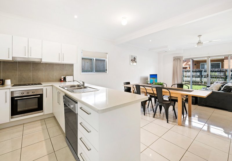 Photo - 5/131-133 Duporth Avenue , Maroochydore QLD 4558 - Image 4