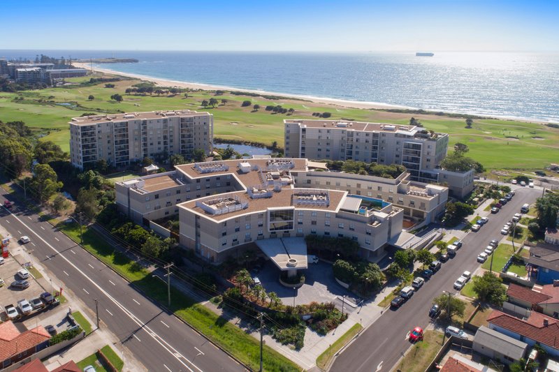 Photo - 513/1 Ross Street, Wollongong NSW 2500 - Image 9