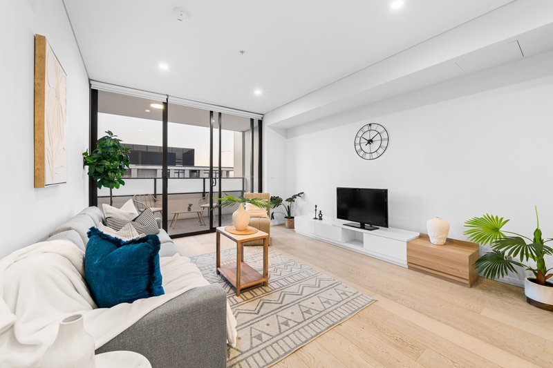 Photo - 513/10 Village Place, Kirrawee NSW 2232 - Image 3