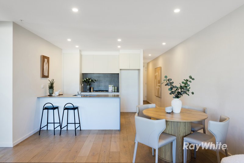 Photo - 513/16 Woorayl Street, Carnegie VIC 3163 - Image 2