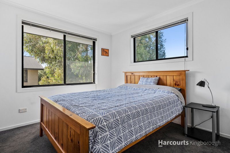 Photo - 5/132 Roslyn Avenue, Blackmans Bay TAS 7052 - Image 13