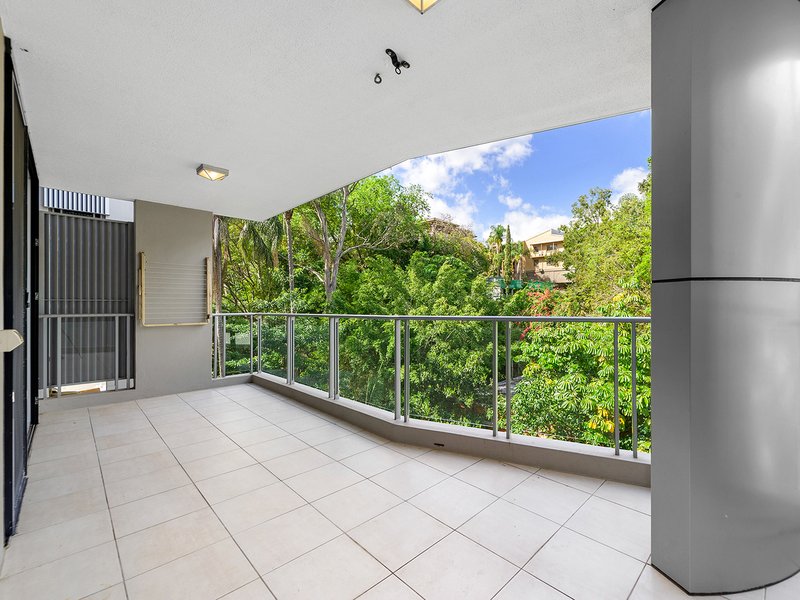 Photo - 5/133 Dornoch Terrace, Highgate Hill QLD 4101 - Image 8