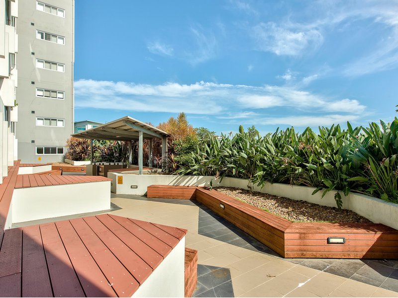 Photo - 513/428 Hamilton Road, Chermside QLD 4032 - Image 9