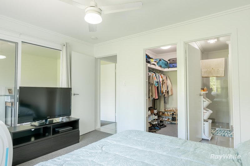 Photo - 5/134A Walker Street, Svensson Heights QLD 4670 - Image 11