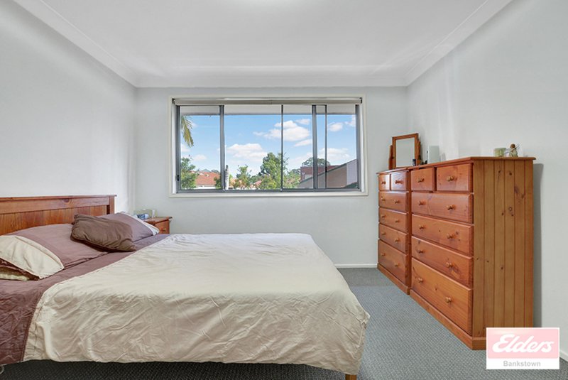 Photo - 5/135 Rex Road, Georges Hall NSW 2198 - Image 6