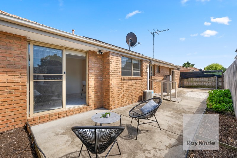 Photo - 5/136-138 Central Avenue, Altona Meadows VIC 3028 - Image 10