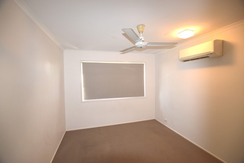 Photo - 5/136 Oaka Lane, Gladstone Central QLD 4680 - Image 5