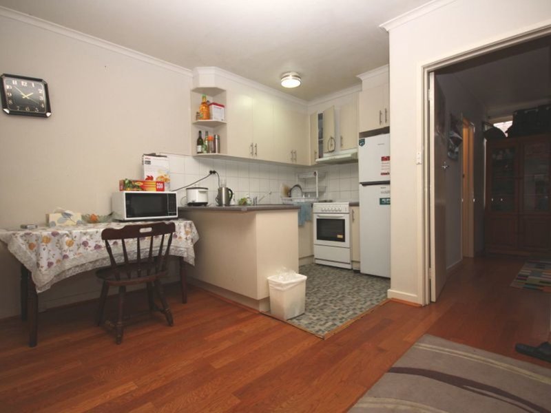 Photo - 5/137 Corrigan Road, Noble Park VIC 3174 - Image 4