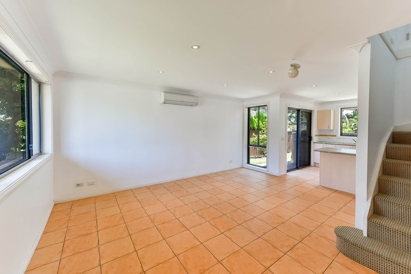 Photo - 5/137 Cumberland Road, Ingleburn NSW 2565 - Image 2