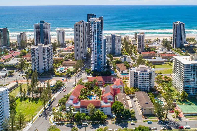 Photo - 51/38 Enderley Avenue, Surfers Paradise QLD 4217 - Image 9