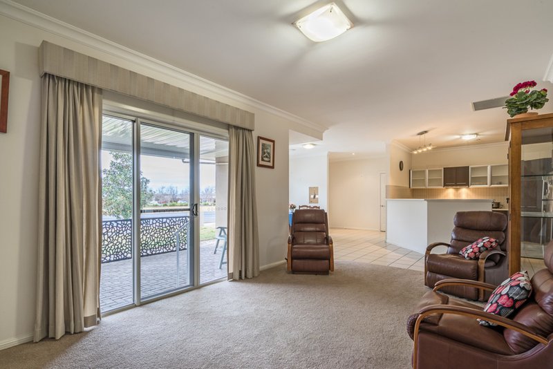 Photo - 513B Wheelers Lane, Dubbo NSW 2830 - Image 3