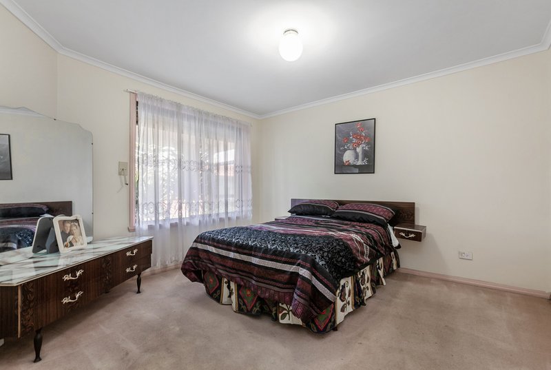 Photo - 5/14-16 Kinlora Avenue, Epping VIC 3076 - Image 7