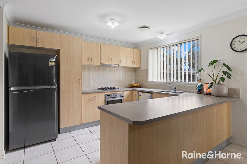 Photo - 5/14 Benham Road, Minto NSW 2566 - Image 3