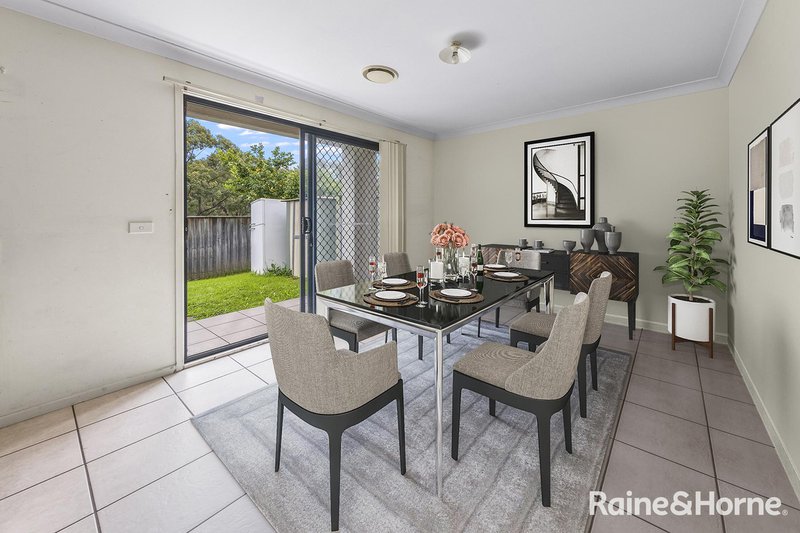 Photo - 5/14 Benham Road, Minto NSW 2566 - Image 4