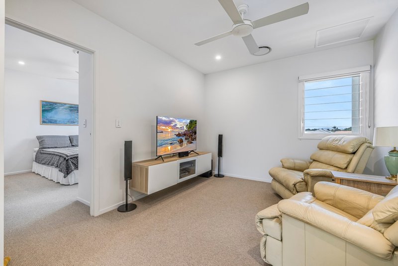 Photo - 5/14 Coral Sea Drive, Pelican Waters QLD 4551 - Image 13