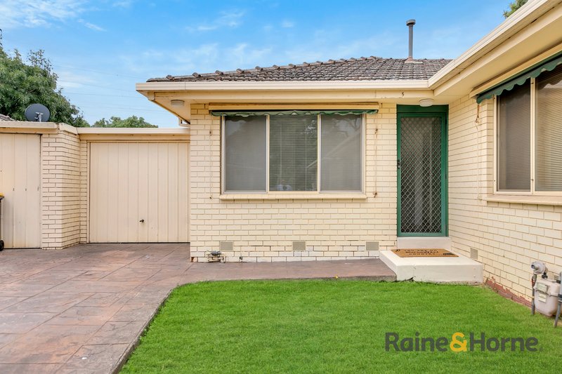 Photo - 5/14 Mccracken Avenue, Pascoe Vale VIC 3044 - Image 1