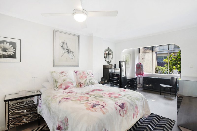 Photo - 51/4 New Mclean Street, Edgecliff NSW 2027 - Image 5