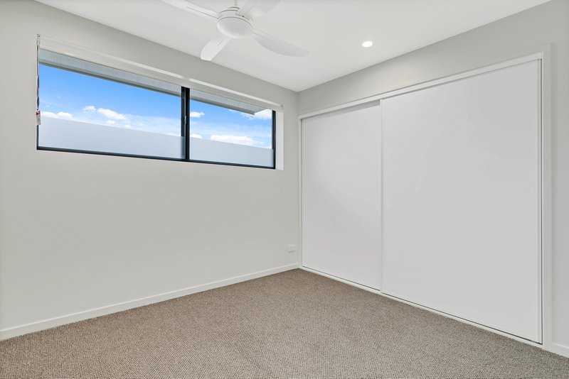 Photo - 5/14 Norman Avenue, Maroochydore QLD 4558 - Image 8