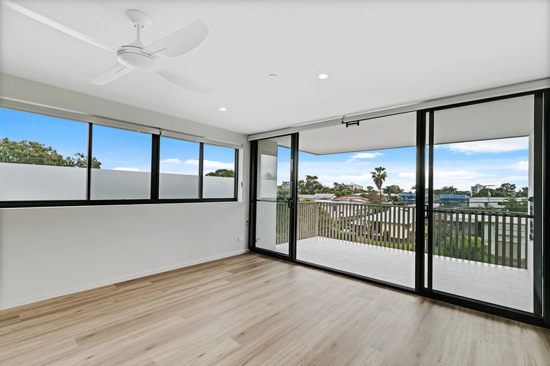 Photo - 5/14 Norman Avenue, Maroochydore QLD 4558 - Image 12