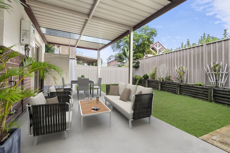 Photo - 5/14 Pine Road, Casula NSW 2170 - Image 5