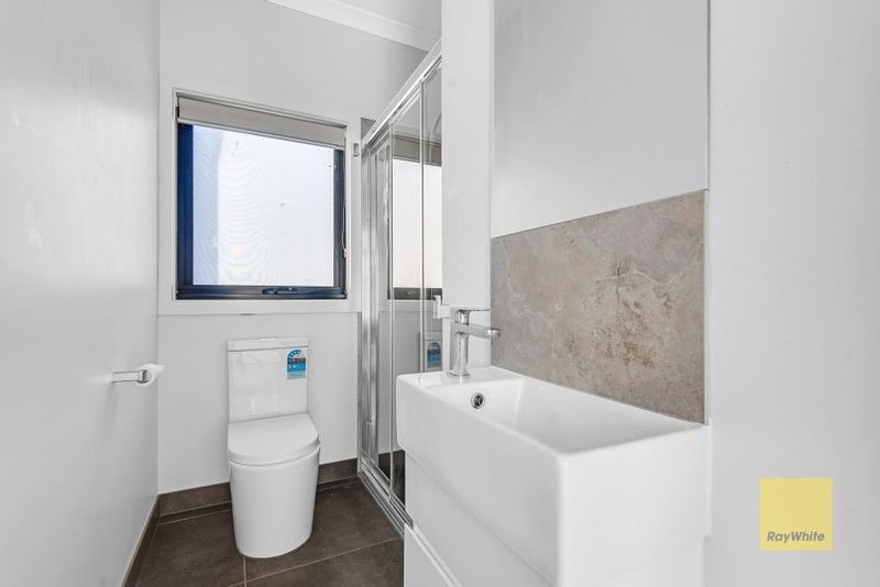 Photo - 5/14 Settlement Road, Tarneit VIC 3029 - Image 7