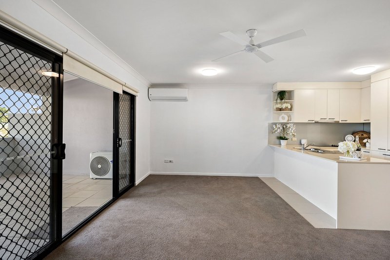 Photo - 5/14 Yacht Street, Clontarf QLD 4019 - Image 6