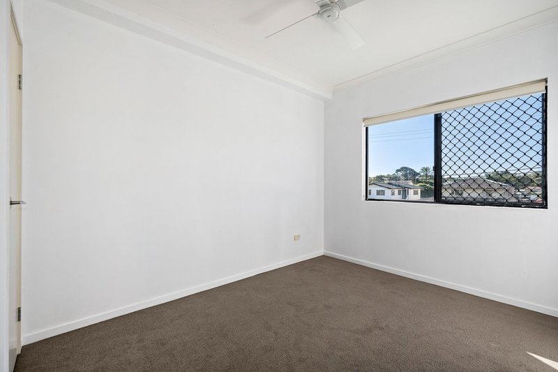 Photo - 5/14 Yacht Street, Clontarf QLD 4019 - Image 8