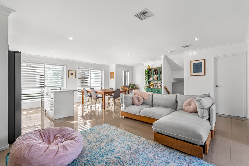 Photo - 51/400 Tingal Road, Wynnum QLD 4178 - Image 5