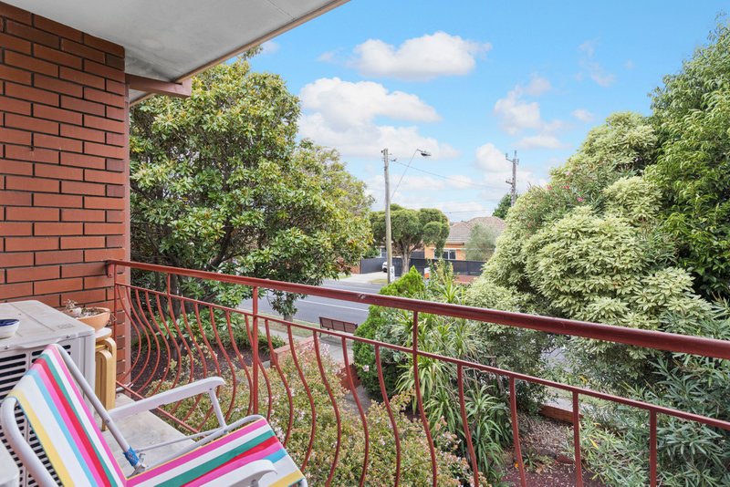 Photo - 5/145 Murrumbeena Road, Murrumbeena VIC 3163 - Image 6