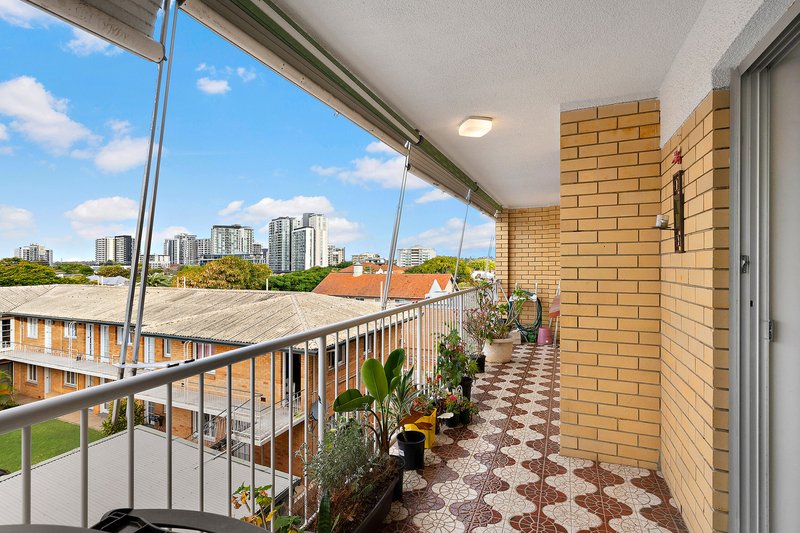 5/145 Windermere Road, Hamilton QLD 4007