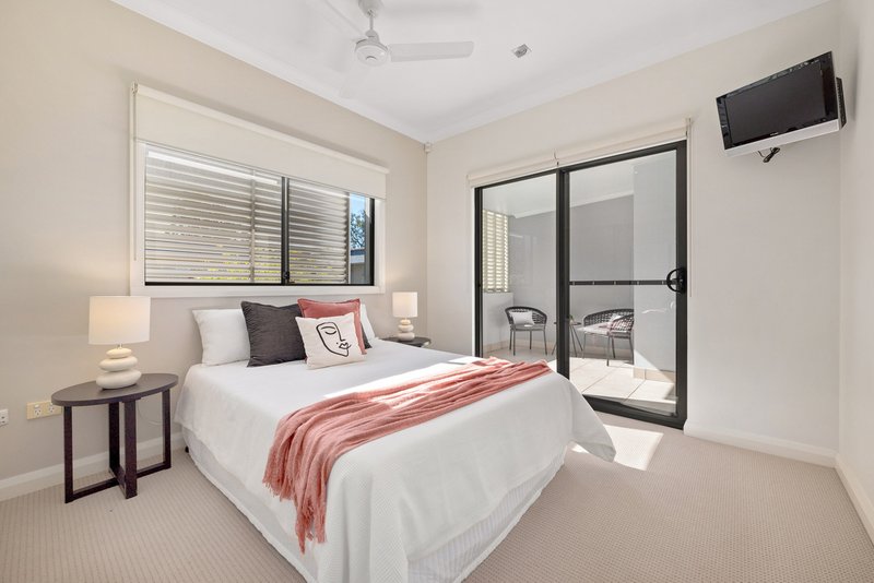 Photo - 5/146 Clarence Road, Indooroopilly QLD 4068 - Image 8